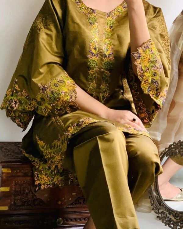 N E W C O L L E C T I O N 2 Pcs Cut Work Khadi Net Suit – Elegant Pakistani Fashion - Image 19