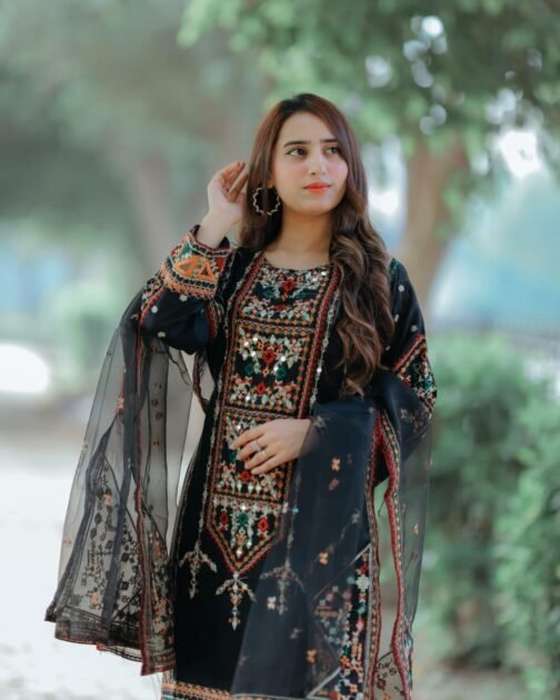 Heavy Embroidery 3Pc Silk Shirt Trouser & Organza Dupatta Set - Image 2