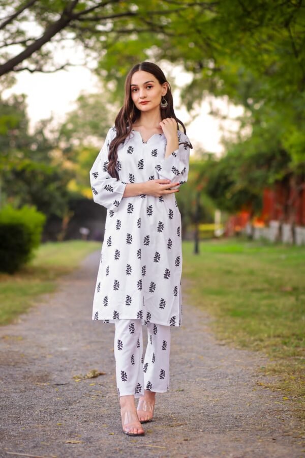 2pc Premium Linen Saleeha Design Suit