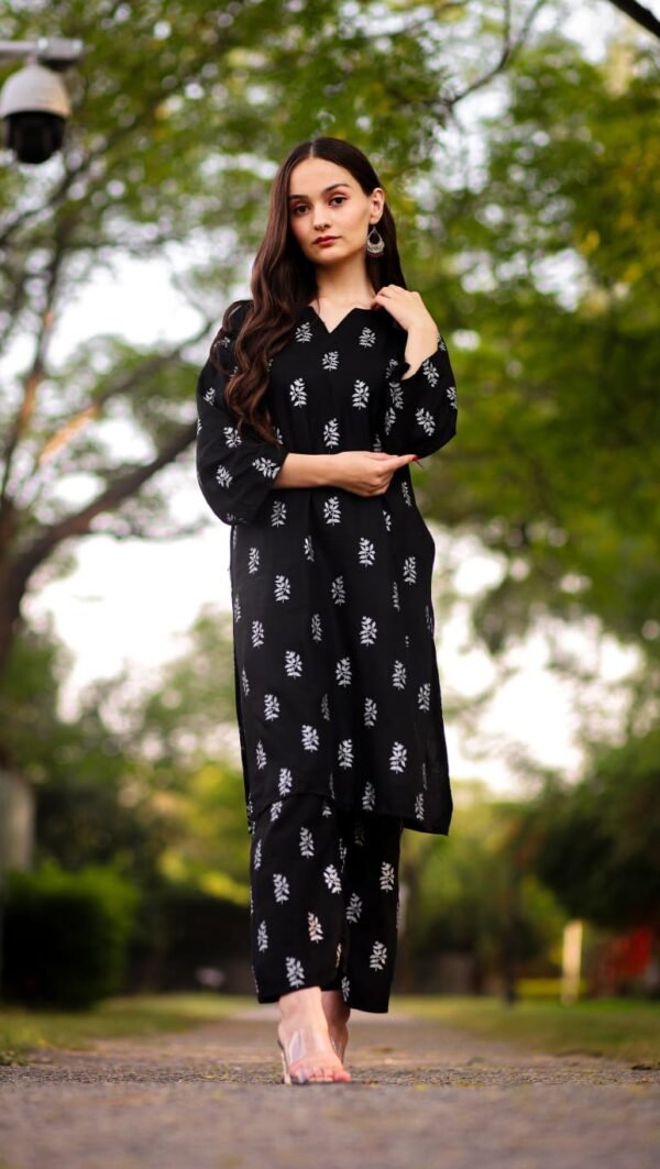 2pc Premium Linen Saleeha Design Suit - Image 17