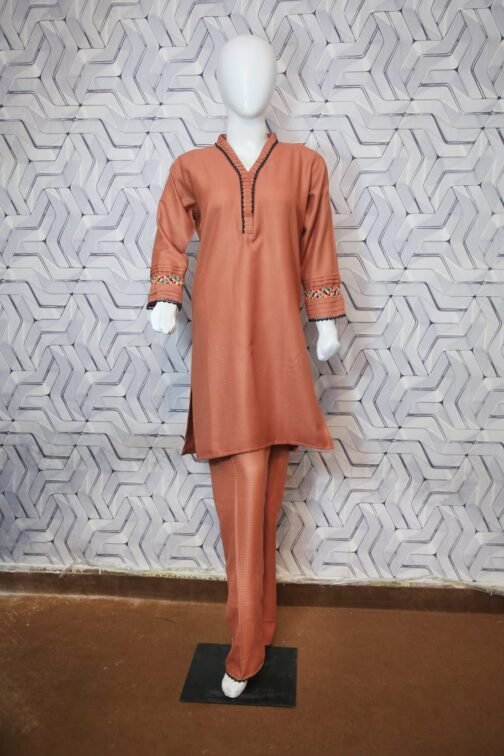 Winter Collection 2pc Dhanak Suit - Cozy and Stylish Pakistani Fashion - Image 2