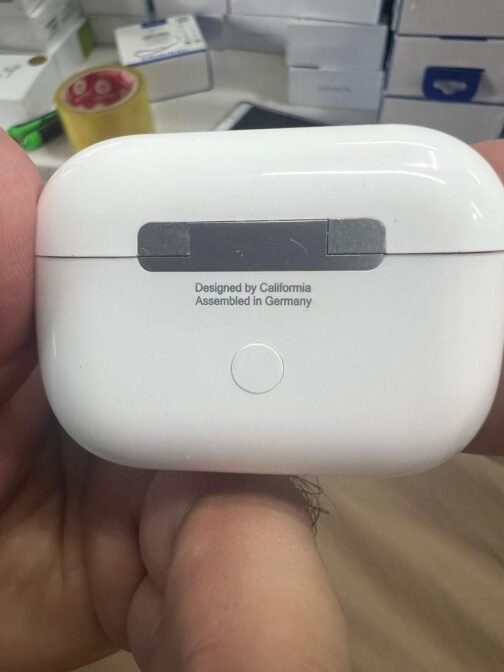 Discover the Features of AirPods Pro 2 - Superior Sound, Ultimate Comfort - Image 5