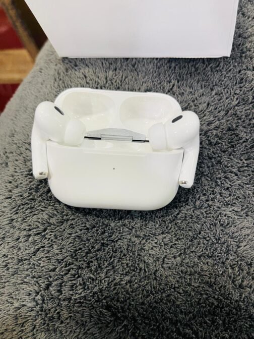 Discover the Features of AirPods Pro 2 - Superior Sound, Ultimate Comfort - Image 8