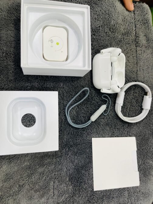 Discover the Features of AirPods Pro 2 - Superior Sound, Ultimate Comfort - Image 9