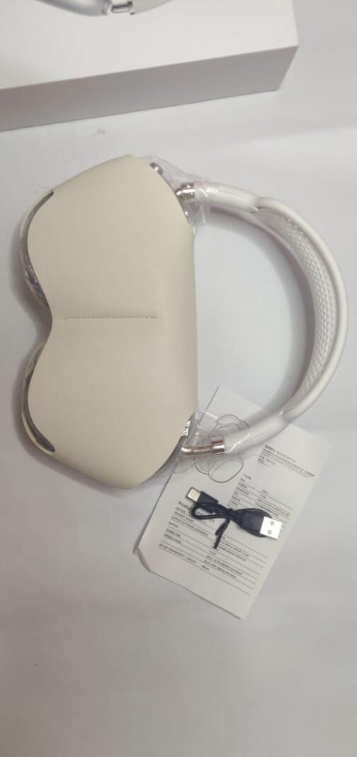 P9 Pro Max Wireless Bluetooth Headphones with Mic and Noise Cancelling - Image 3