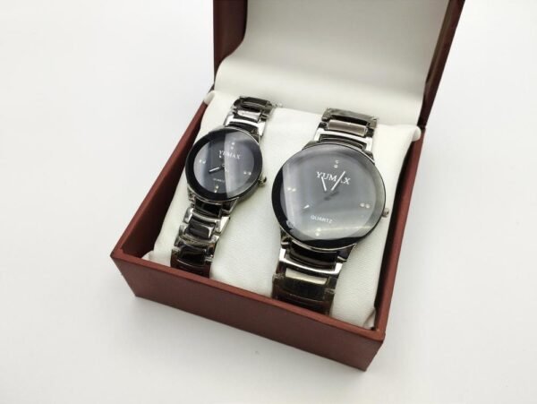 Couple's Casual Analogue Watch Set - Image 2