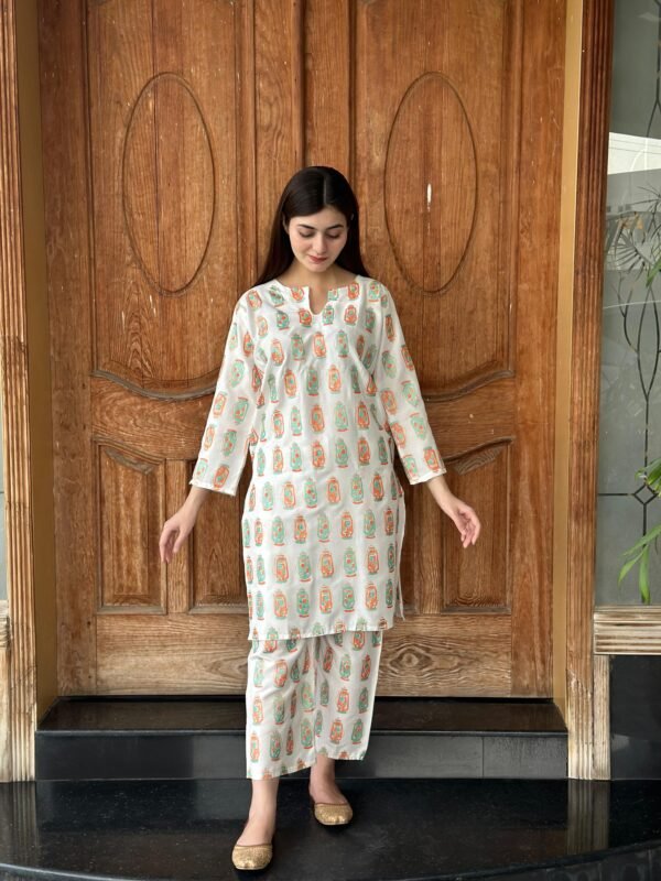 2 Pcs Stitched Premium Linen Printed Suit for Girls & Womens - Image 7