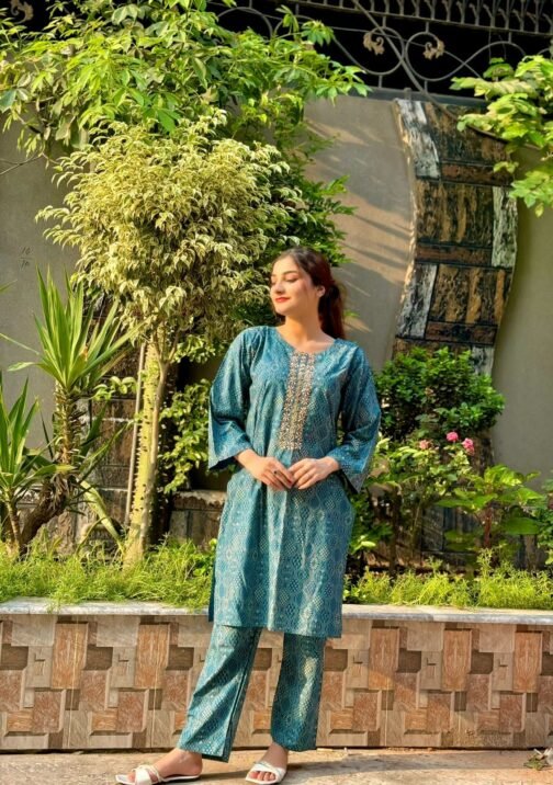 2 Pc Fancy Winter Linen Dress – Elegant and Warm