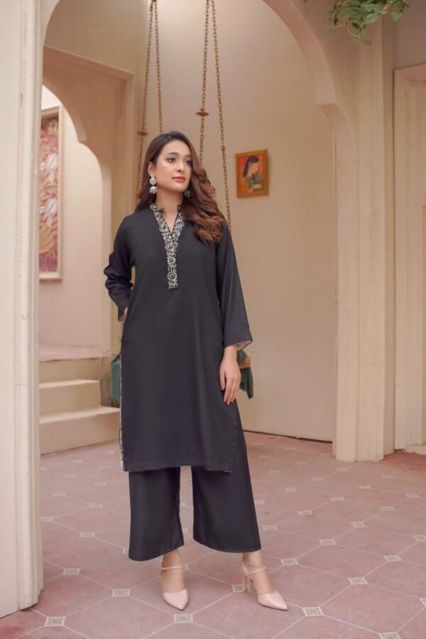 2pc Premium Dhanak with Two-Sided Pocket Suit - Stylish Winter Collection 2024