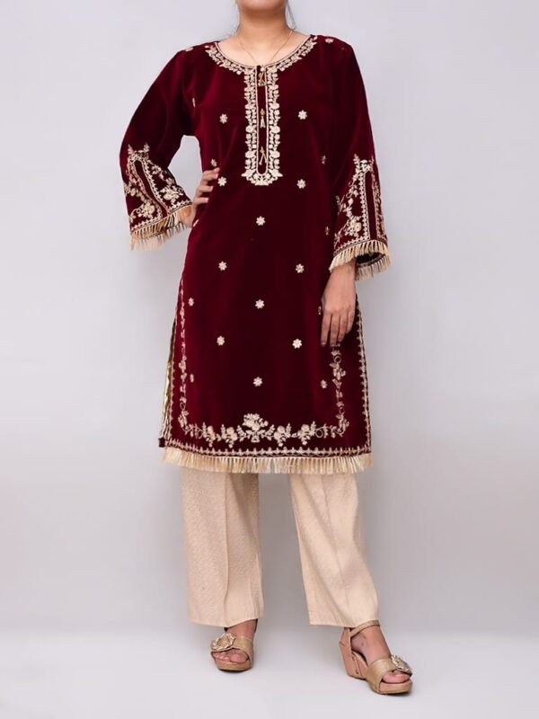 2PC Champion Premium Velvet Stitched Suit – Latest Winter Collection for Women - Image 3