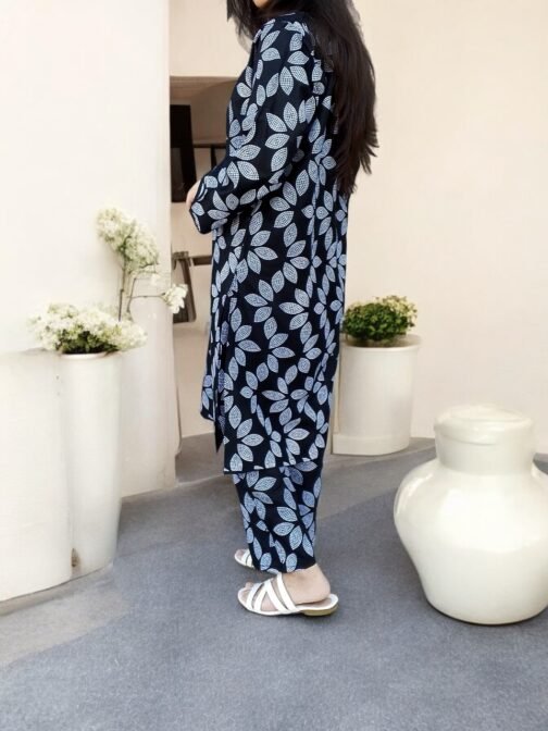 2-Piece Premium Winter Linen Printed Suit – Winter Wear for Women - Image 2
