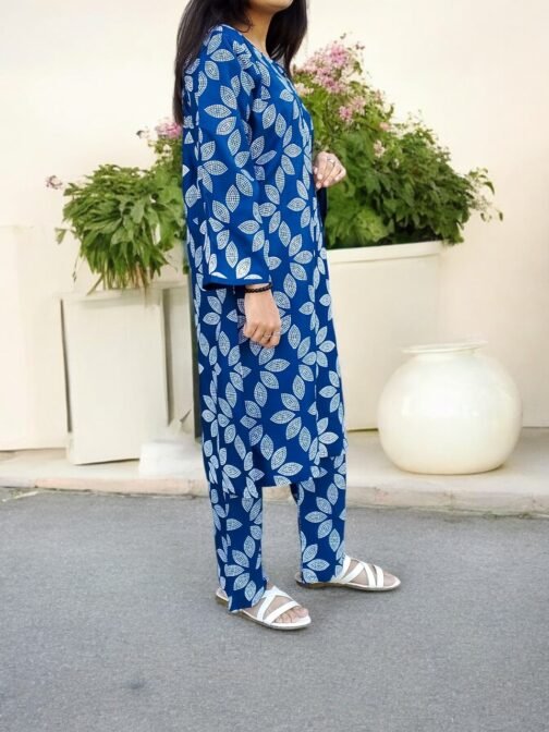 2-Piece Premium Winter Linen Printed Suit – Winter Wear for Women - Image 3