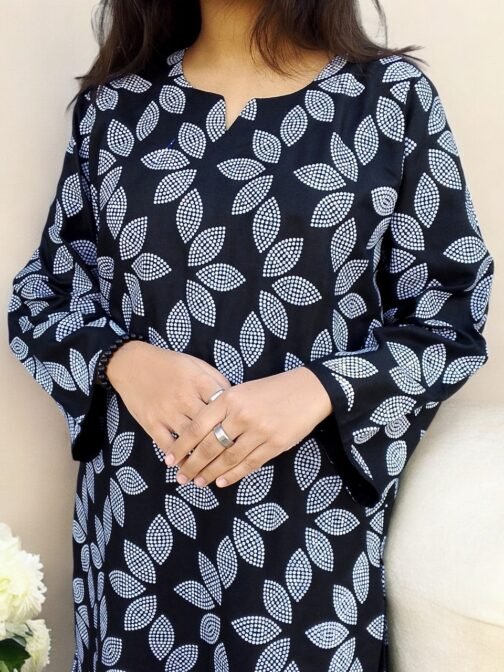 2-Piece Premium Winter Linen Printed Suit – Winter Wear for Women - Image 3