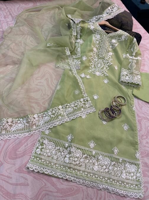 Eid Collection 3pc Organza Embroidered Suit | Safinaa