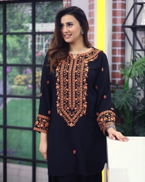 2pc Premium Summer Linen Classic Embroidery Work Suit - Image 12