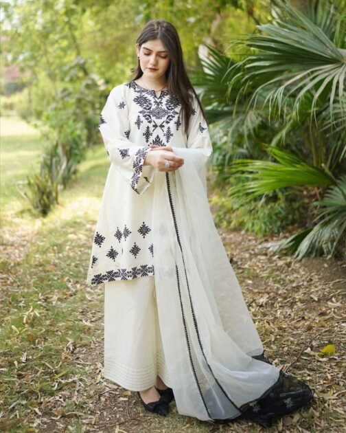 Juna Lawn Embroidery Suit 3PC – Premium Summer Wear for Women
