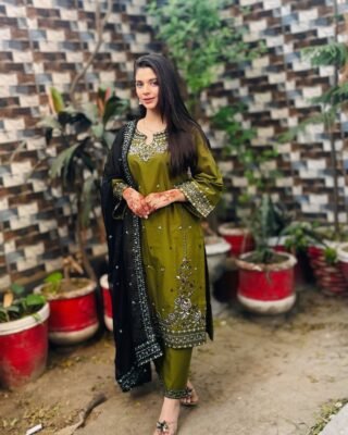 Pure Lawn Embroidery Suit MAYAL 3PC Summer Collection 2025