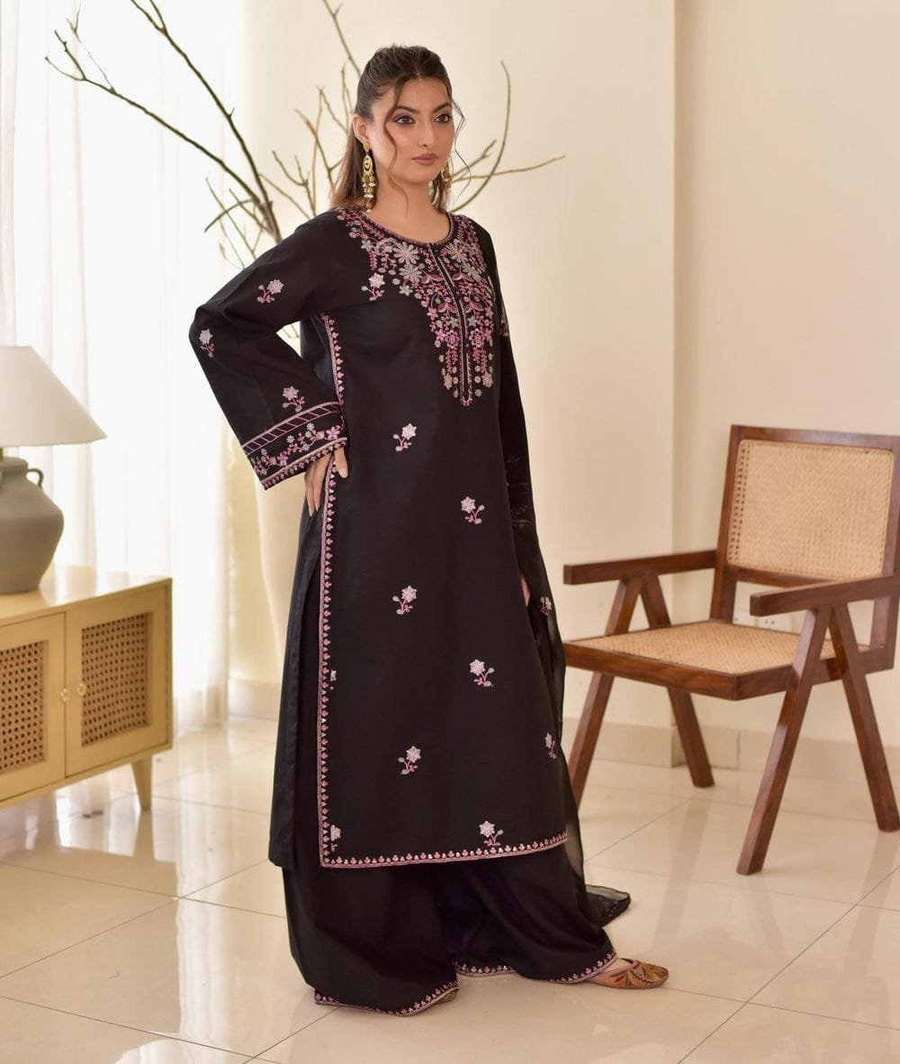 Elegant Juhi 3PC Eid Outfit Fast Delivery Pakistan - Image 2