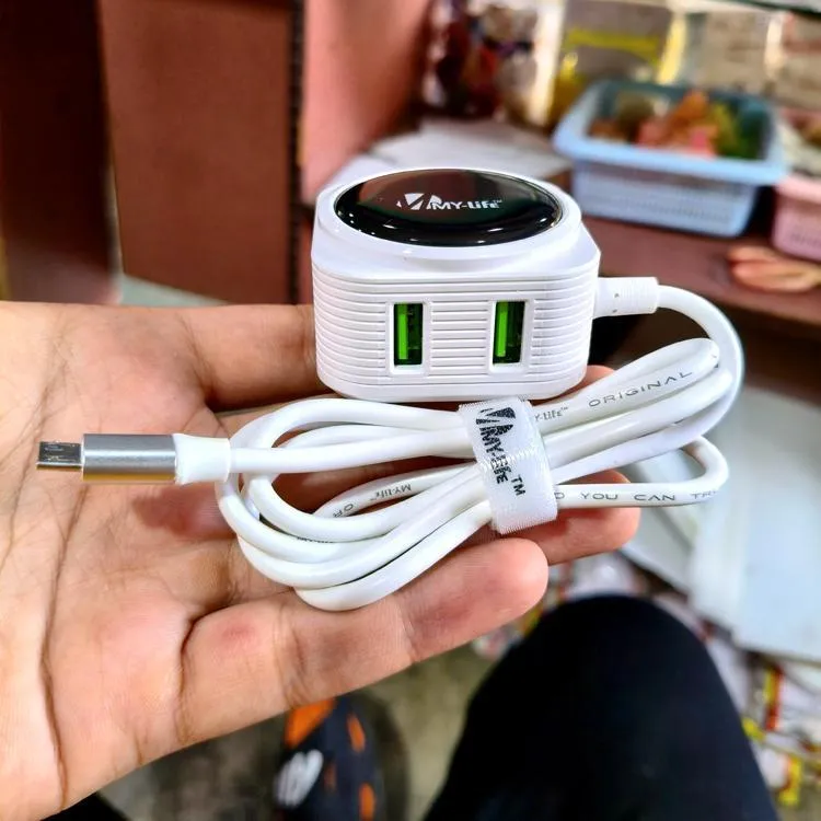 M1 My Life 3.1A fast charger with LED light white compact mobile charger