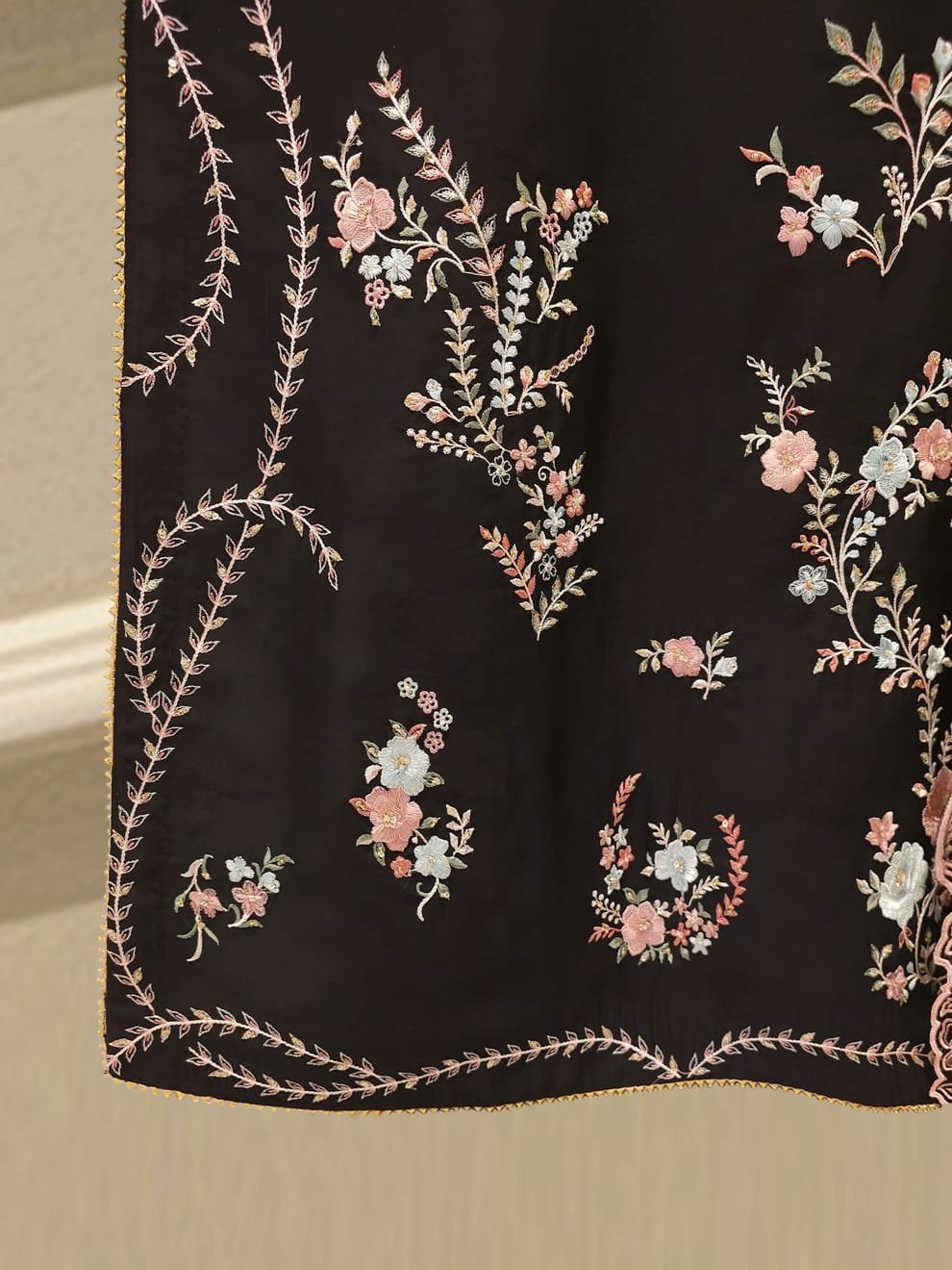 Elegant Noor Embroidered 3PC Suit Latest Cotton Collection - Image 4