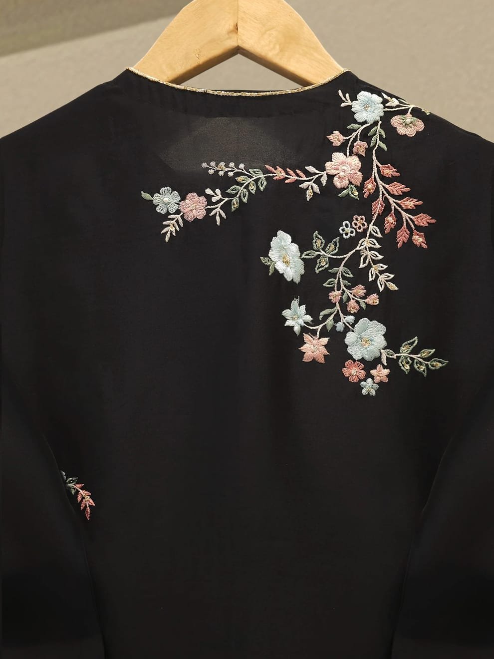 Elegant Noor Embroidered 3PC Suit Latest Cotton Collection - Image 5