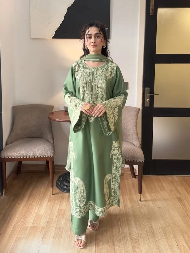 MAYA embroidery 3PC cotton suit embroidered shirt trouser chiffon lace dupatta elegant summer outfit Pakistan