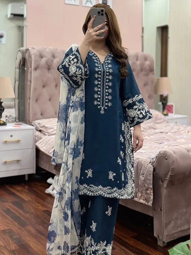 ZINC Embroidered 3PC Lawn Suit Women Premium Summer Outfit - Image 2