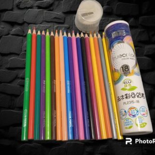 18 Color Pencil set with sharpener