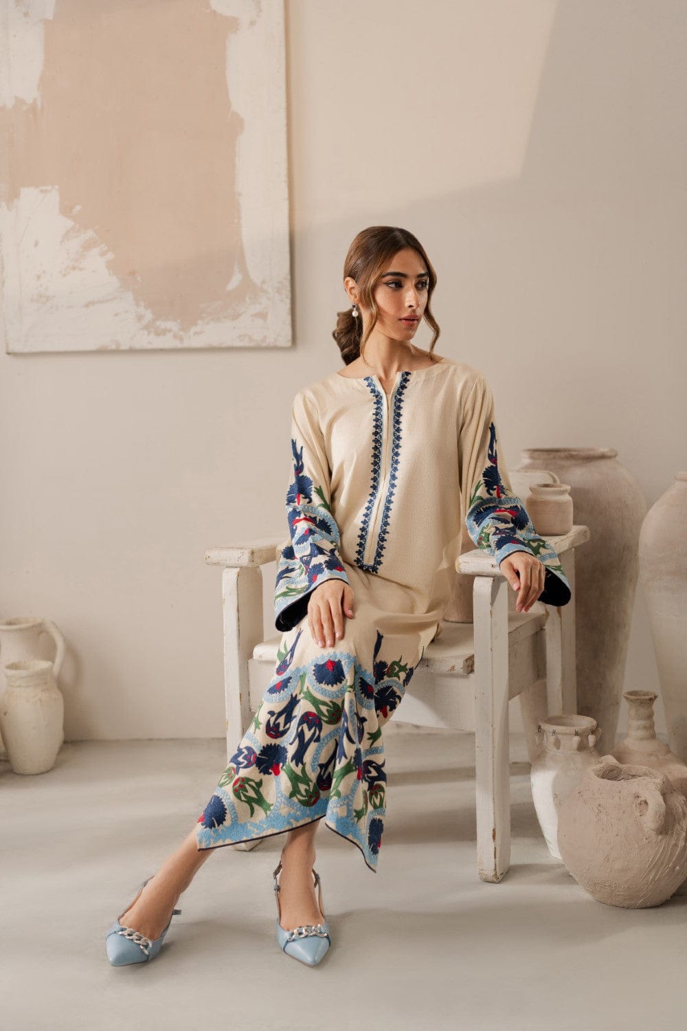 Skin Annuahy 3PC Cotton Embroidered Suit Premium Collection 4 Skin Annuahy 3PC Cotton Embroidered Suit Premium Collection - Image 4