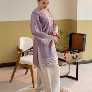 Premium Zahra Embroidery 2PC Farshi Lawn Suit 1