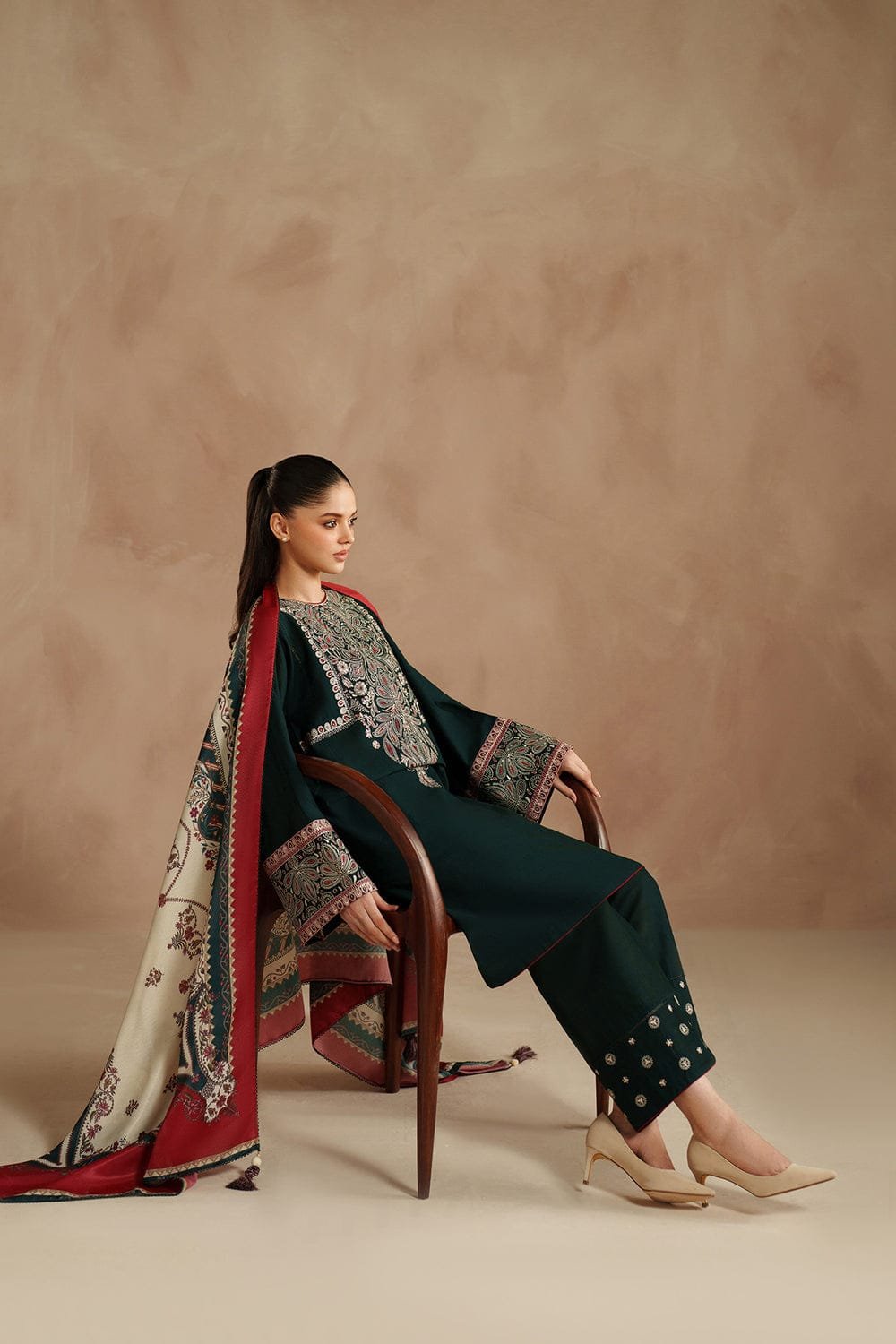 DINAR Embroidery 3PC Premium Lawn Suit 9 DINAR Embroidery 3PC Premium Lawn Suit with embroidered shirt and digital voil dupatta