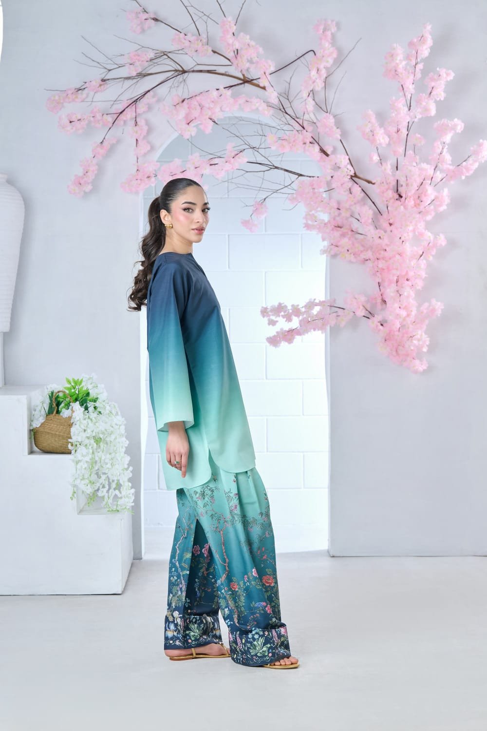 Premium MOON Co Ord 2PC Lawn Silk Suit 7 Premium MOON Co Ord 2PC Lawn Silk Suit - Image 7