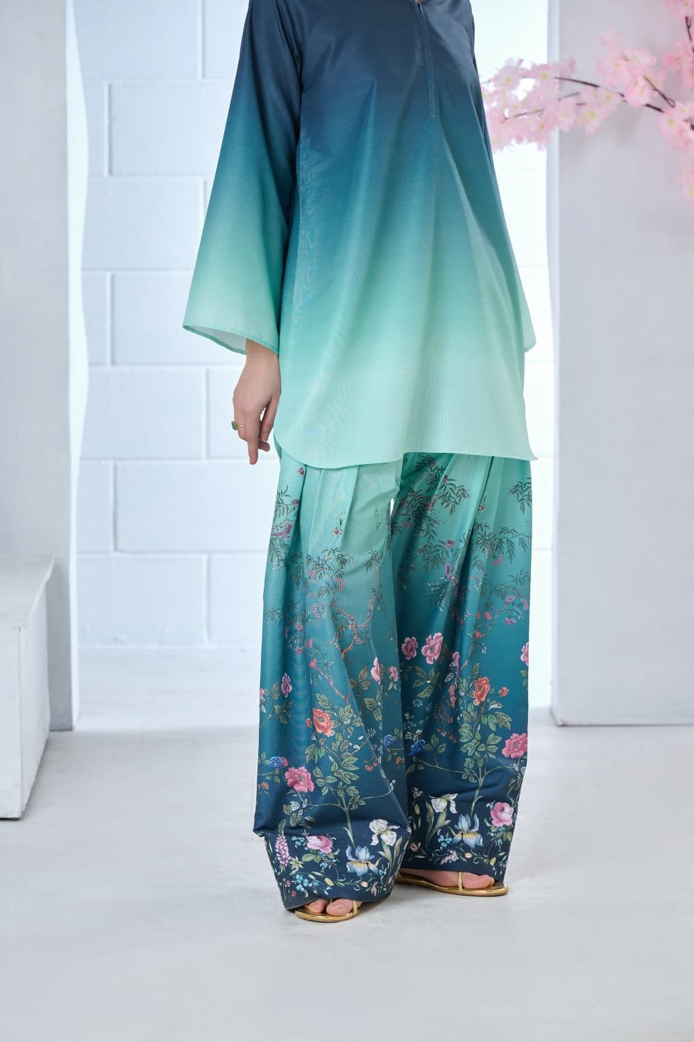 Premium MOON Co Ord 2PC Lawn Silk Suit 9 Premium MOON Co Ord 2PC Lawn Silk Suit for women