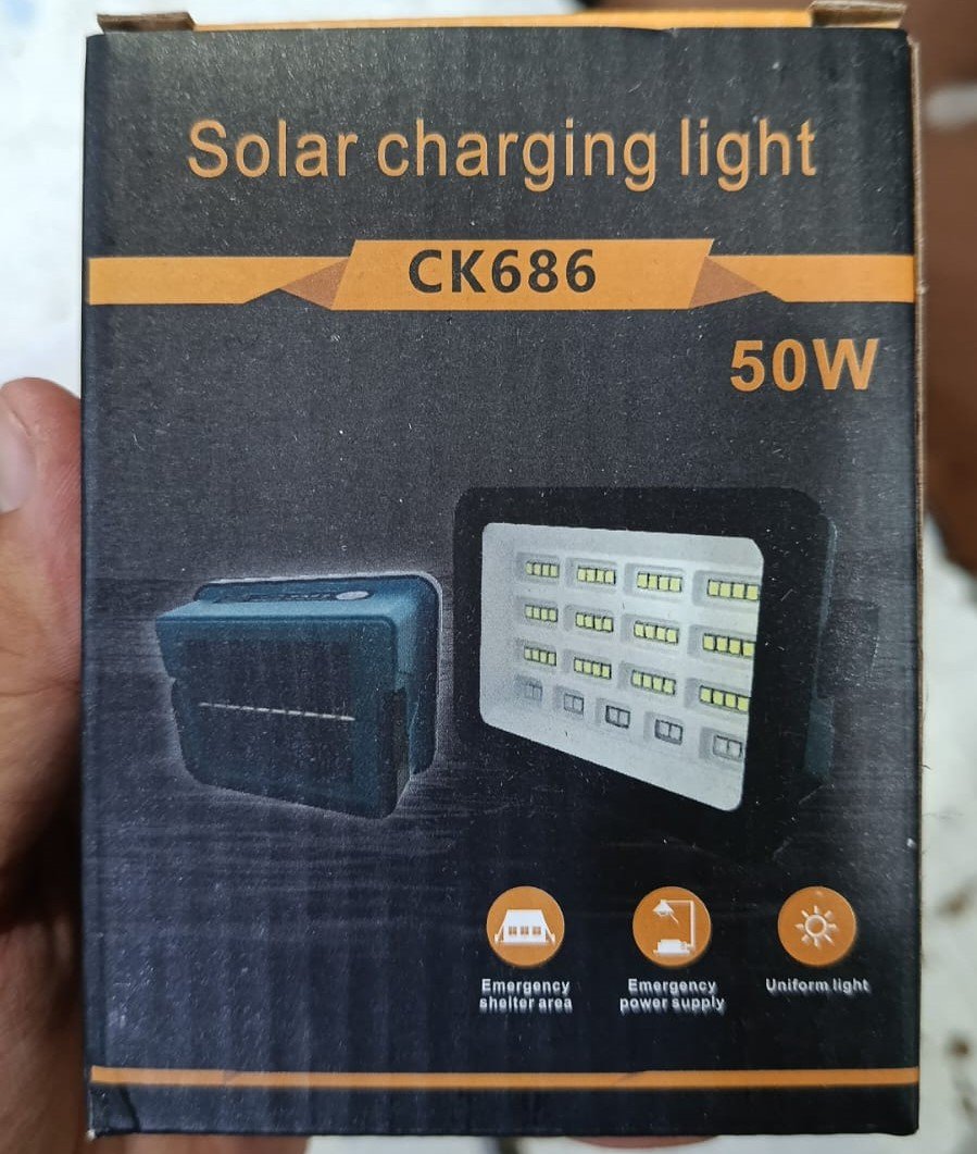 KSE CK686 50W Portable Solar Flood Light 2 KSE CK686 50W Portable Solar Flood Light - Image 2