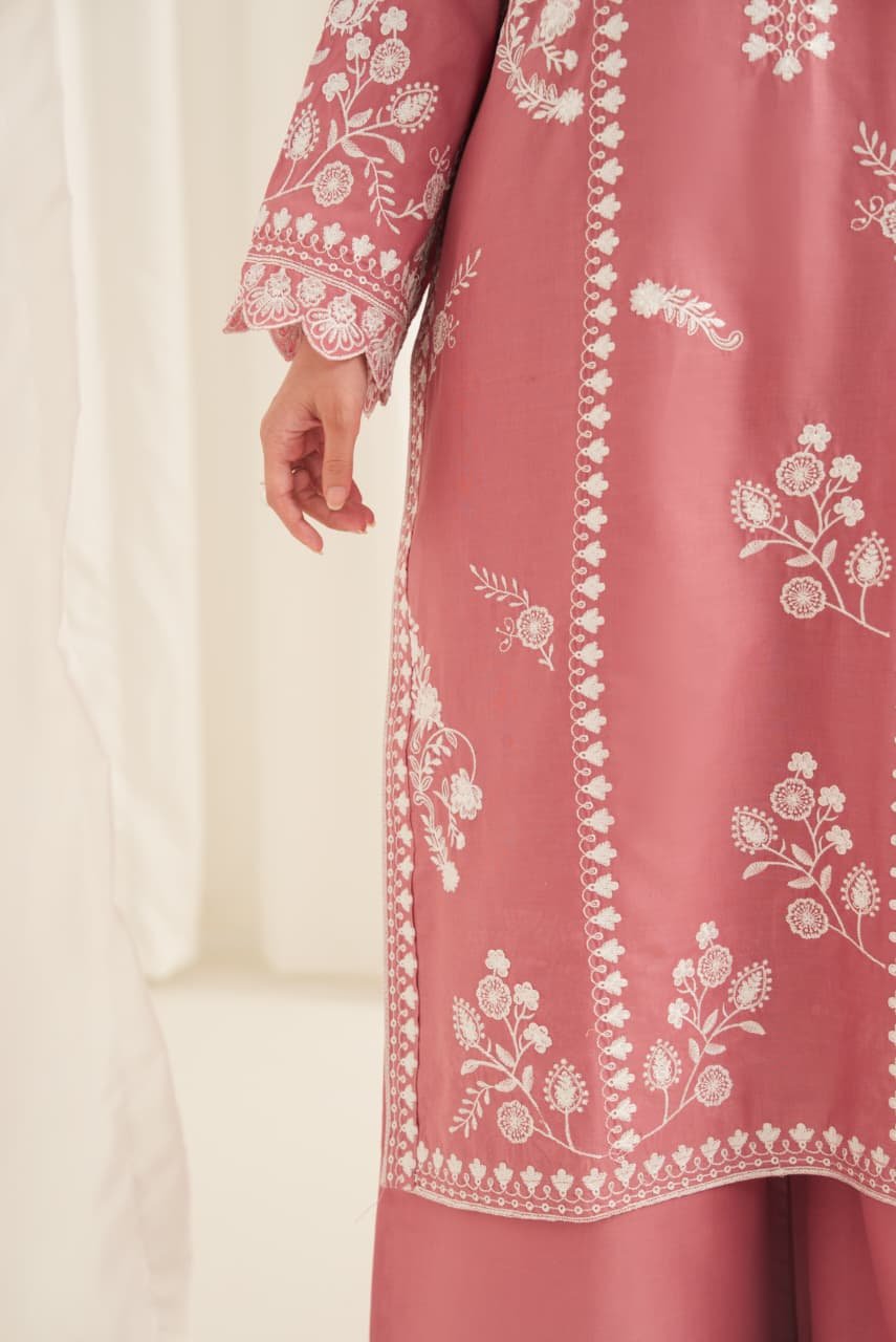 Elaan Embroidered 3PC Plazo Suit | Stitched Collection 2 Elaan Embroidered 3PC Plazo Suit | Stitched Collection - Image 2