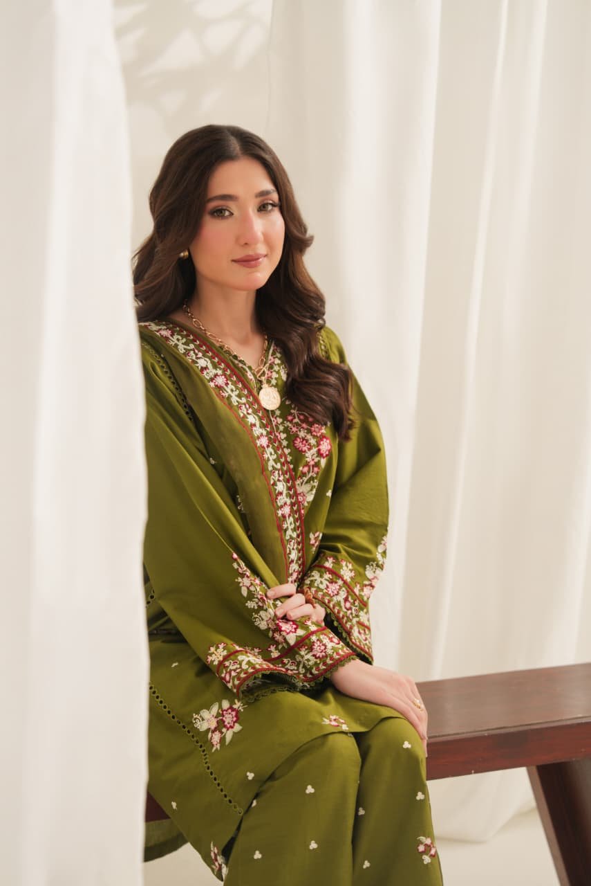 Anarkali Embroidered 3PC Premium Lawn Suit | Stitched Collection 4 Anarkali Embroidered 3PC Premium Lawn Suit | Stitched Collection - Image 4