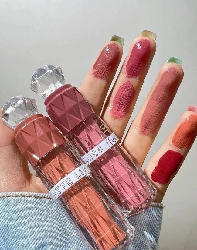 Diamond Velvet Glossy Lip Gloss 6 Pcs Set | Makeup | Lips 5 Diamond Velvet Glossy Lip Gloss 6 Pcs Set | Makeup | Lips - Image 5
