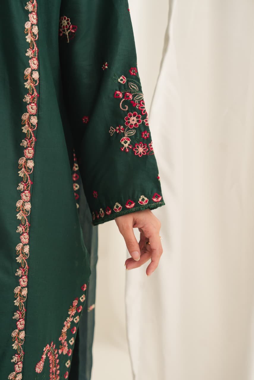 Soha Embroidered 3PC Lawn Suit with Plazo | Stitched Collection 8 Soha Embroidered 3PC Lawn Suit with Plazo | Stitched Collection - Image 8