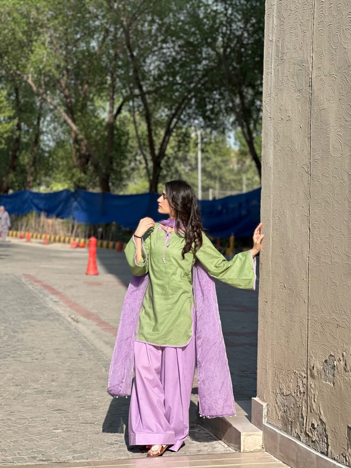 Khas Lawn 3PC Premium Lawn Cotton Suit | Stitched Collection 8 Khas Lawn 3PC Suit with farshi shalwar